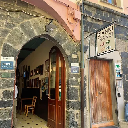 Πανσιόν Gianna 3*